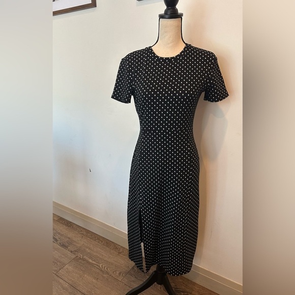 Zara Polka Dot Knit Midi  Dress Short Sleeve Womens M White Black Slit - Picture 1 of 6